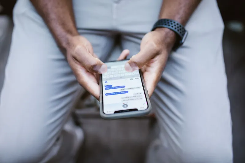 The Tyranny of the Single 'K': How Texting Etiquette Became a Contact Sport